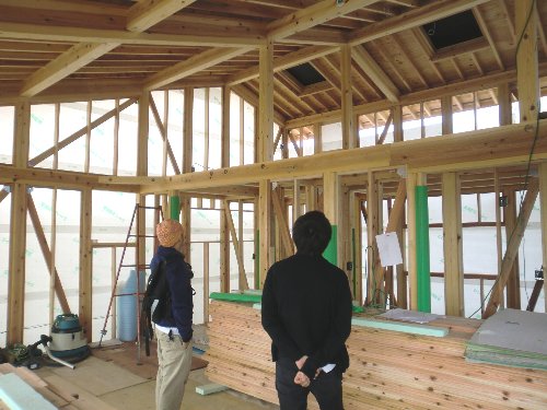 ２階リビング構造