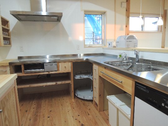 ステンレスＬ型キッチン