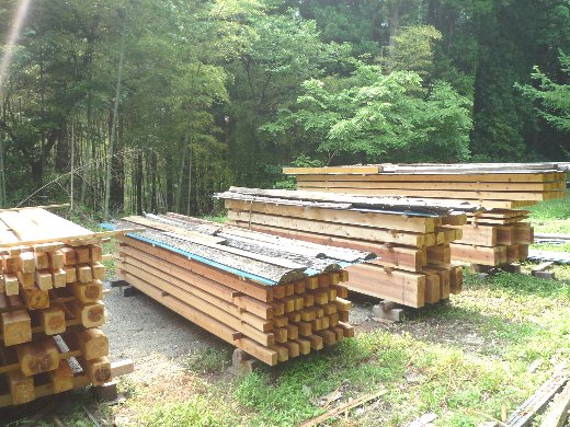 桟積み天然乾燥