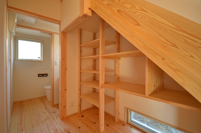 階段下収納